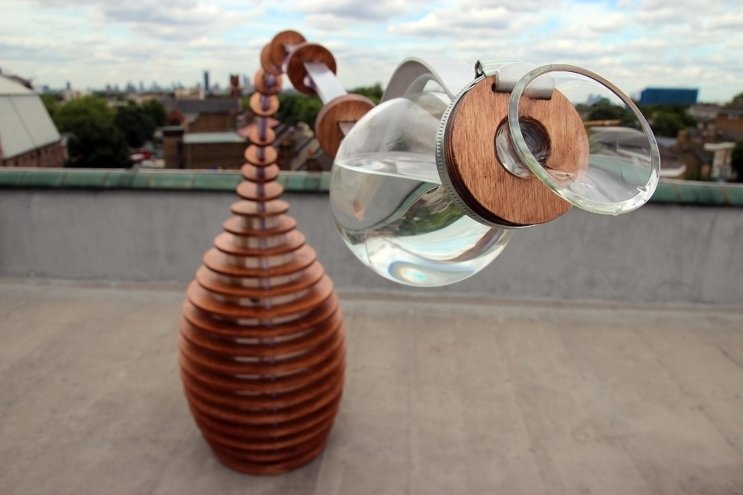 Tropism Well on a roof top